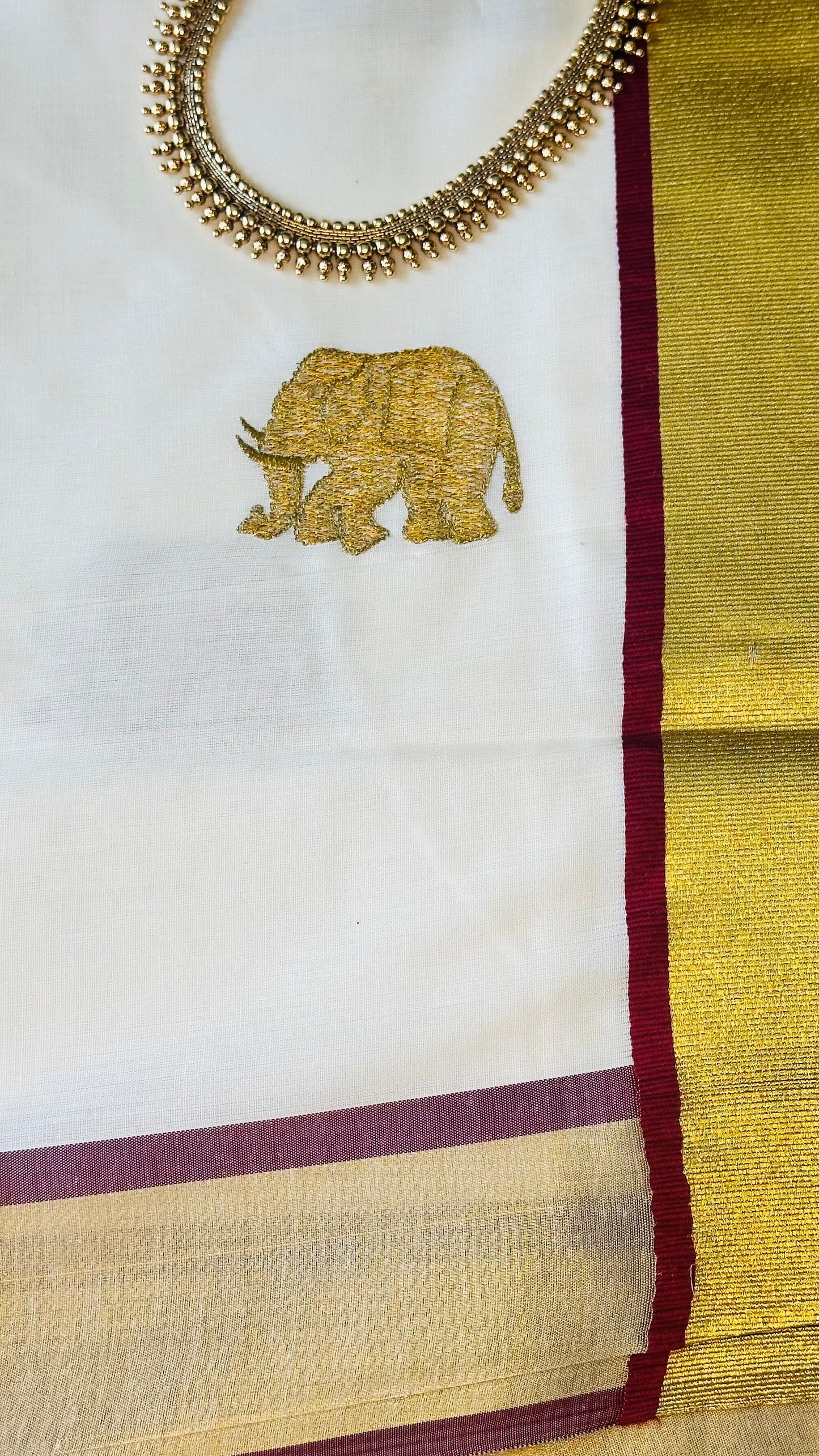 Handwoven Kerala Kasavu Saree – Elegant Saree with Red & Golden Border