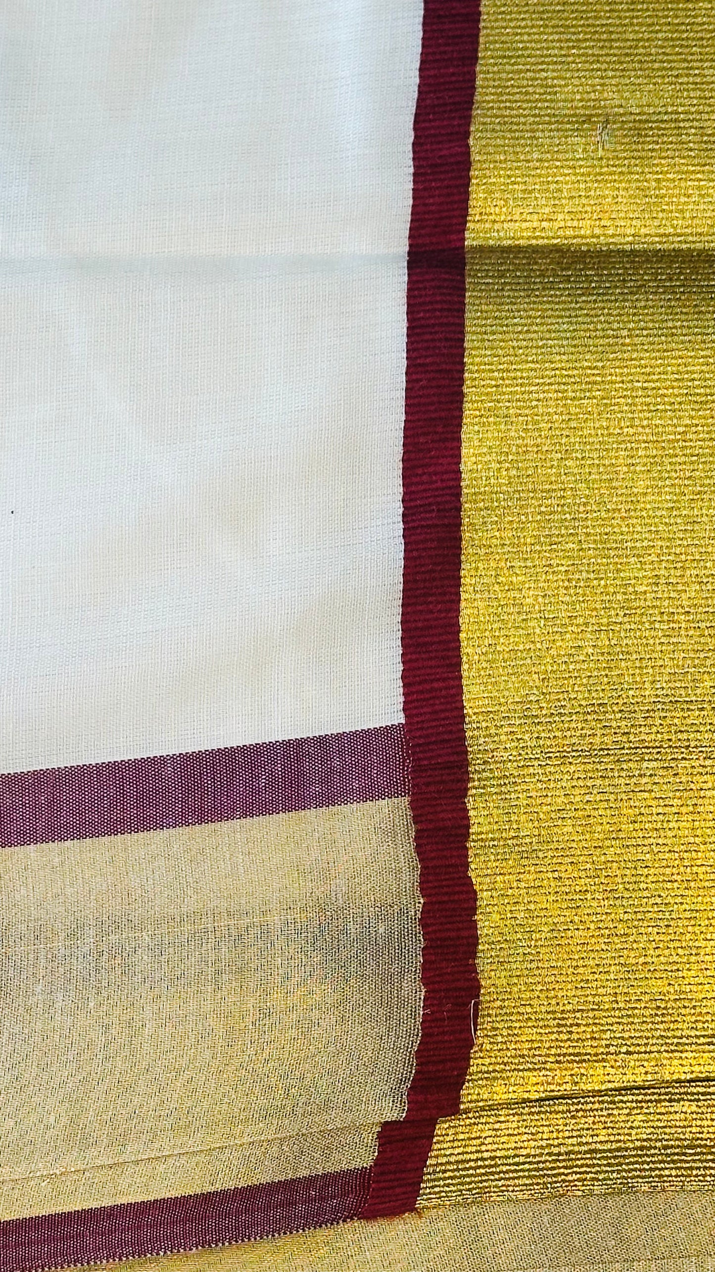 Handwoven Kerala Kasavu Saree – Elegant Saree with Red & Golden Border